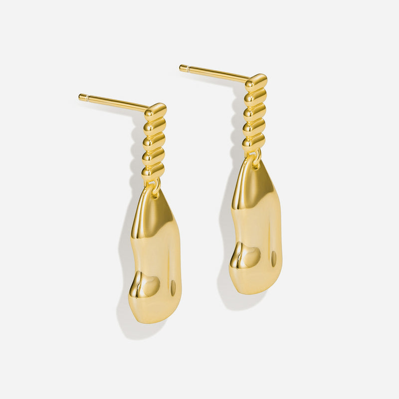Lait and Lune Rosette Earrings in 18K Gold Vermeil on Sterling Silver